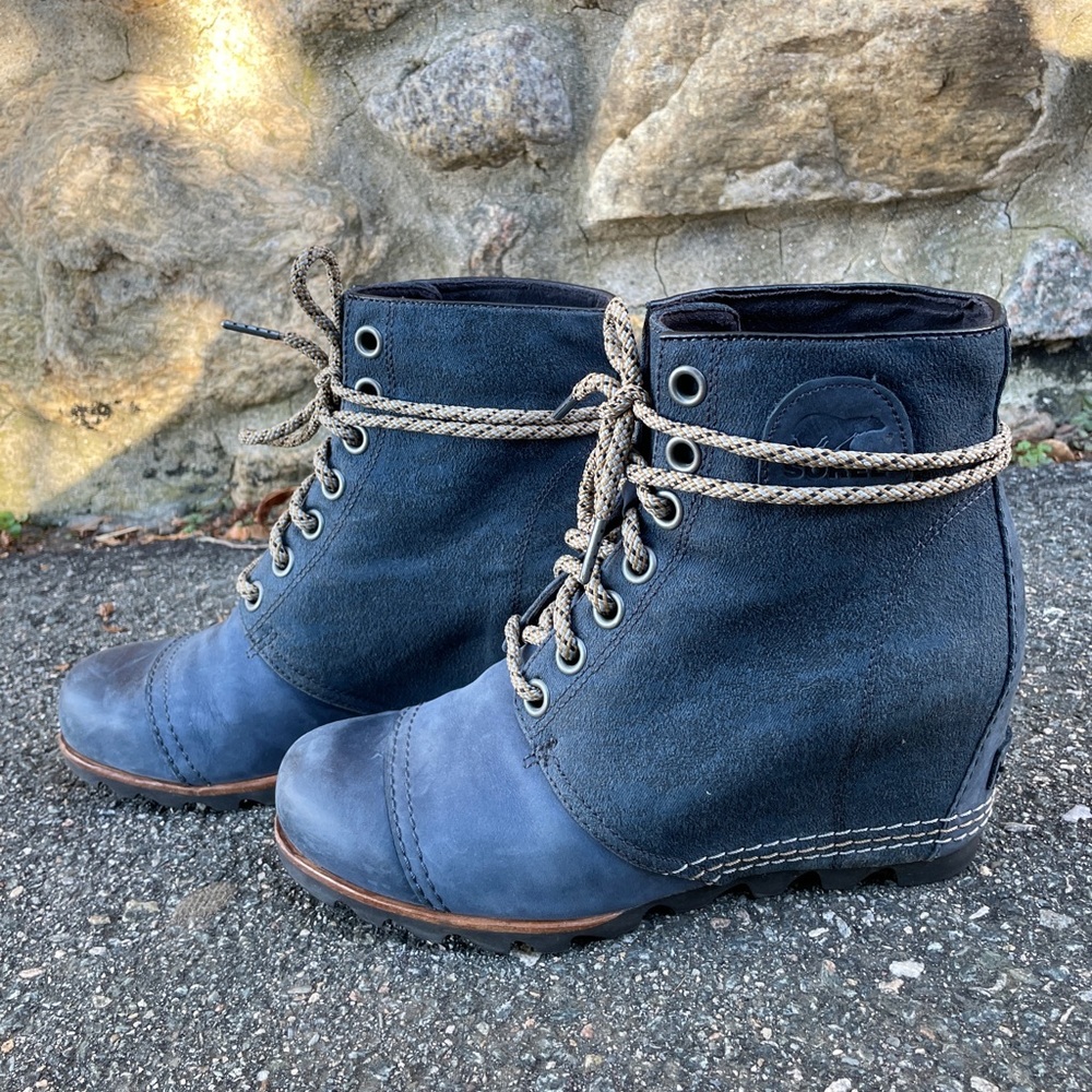 Sorel Joan of Arctic Wedge Lexie Bootie, size 10